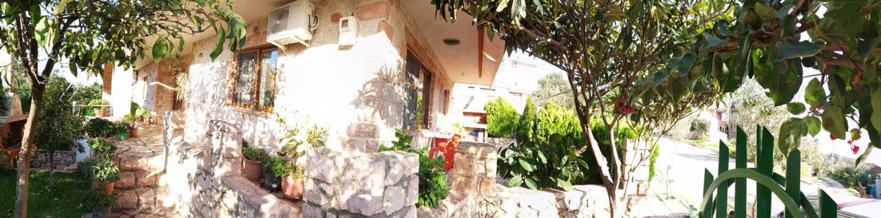 Altin Skrapari Guesthouse Ksamil Exterior photo