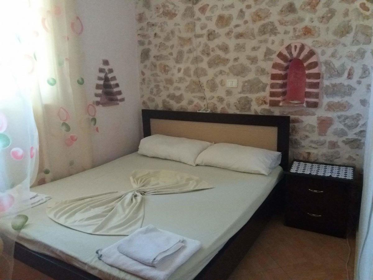 Altin Skrapari Guesthouse Ksamil Exterior photo