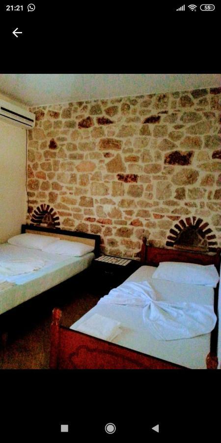 Altin Skrapari Guesthouse Ksamil Exterior photo